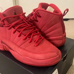 Gym red 12s